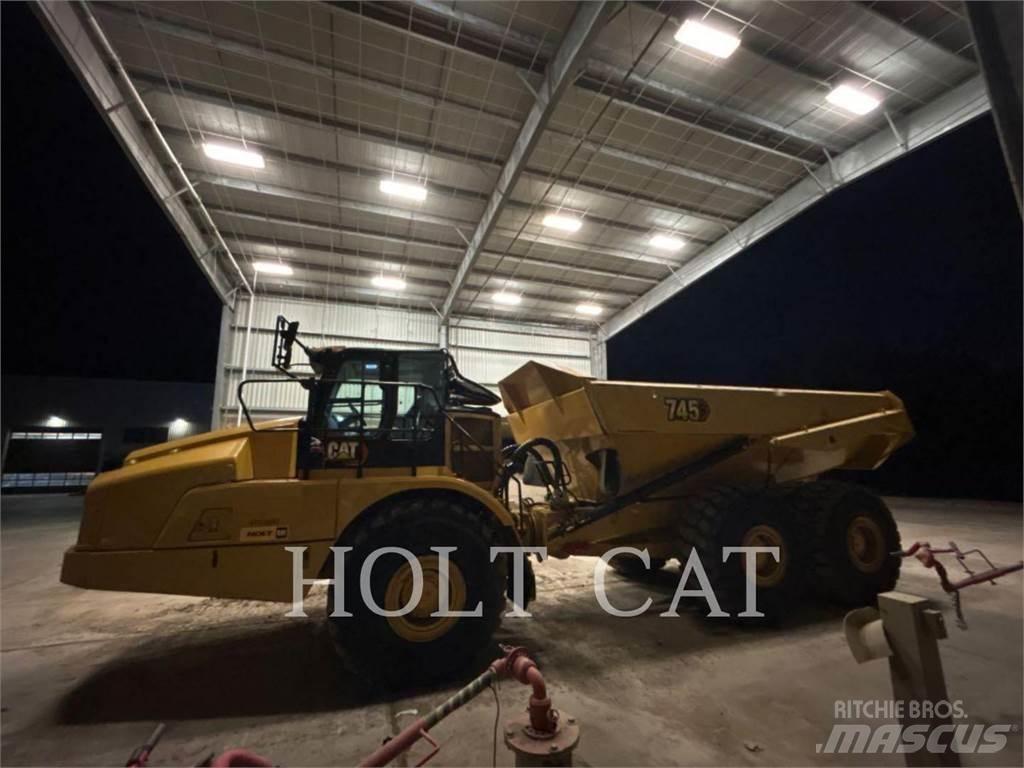 CAT 745 Tombereau articulé