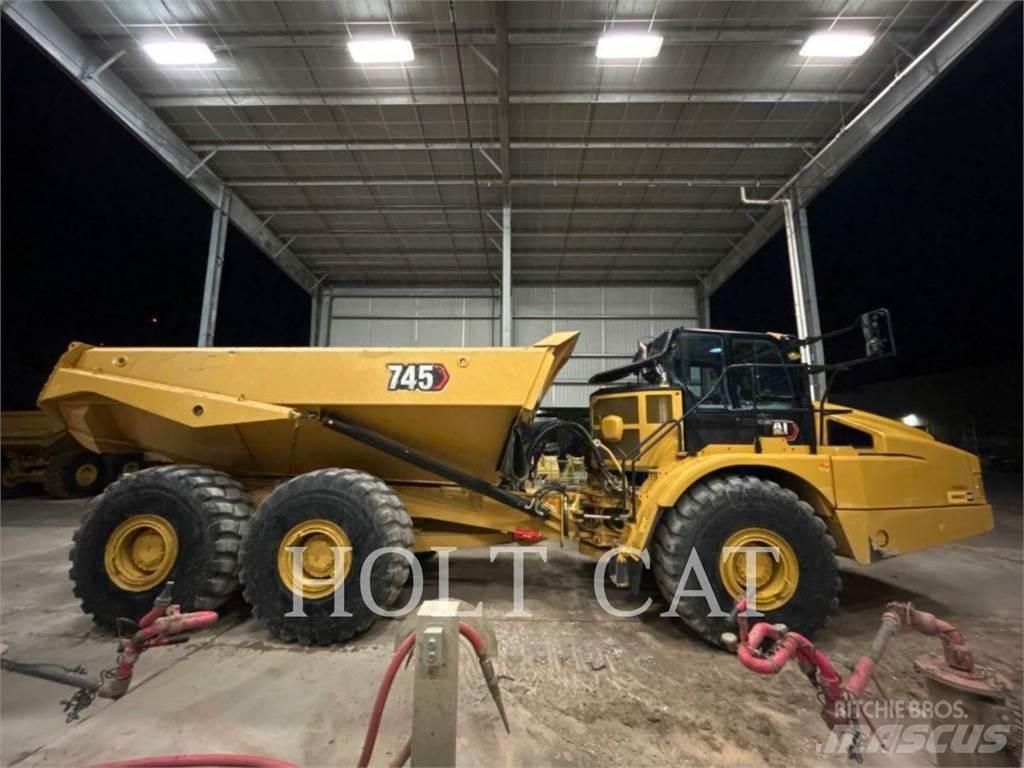 CAT 745 Tombereau articulé