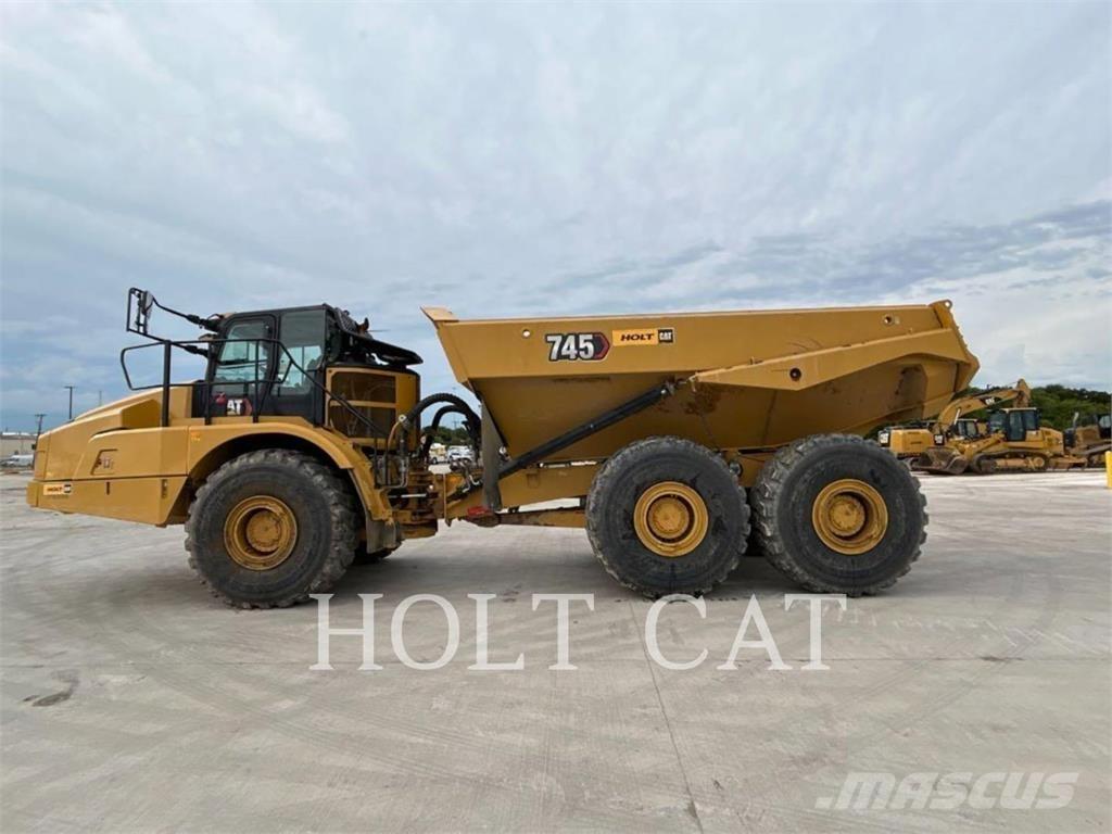 CAT 745 Tombereau articulé