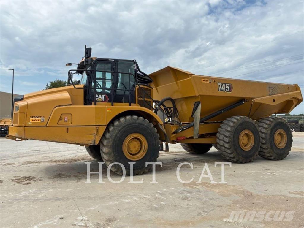 CAT 745 Tombereau articulé