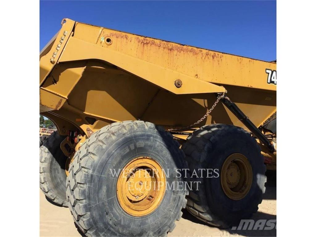 CAT 745 Tombereau articulé