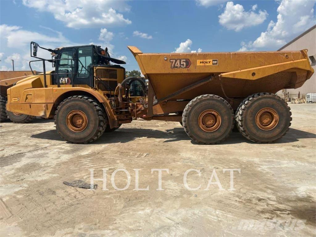 CAT 745 Tombereau articulé