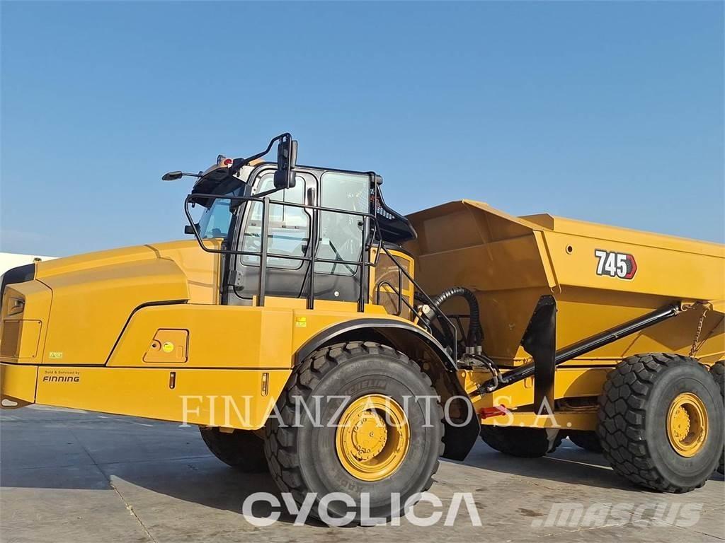 CAT 745 Tombereau articulé
