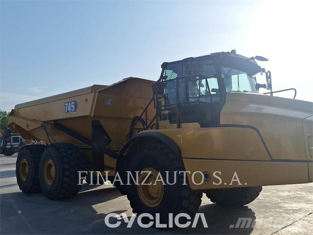 CAT 745 Tombereau articulé