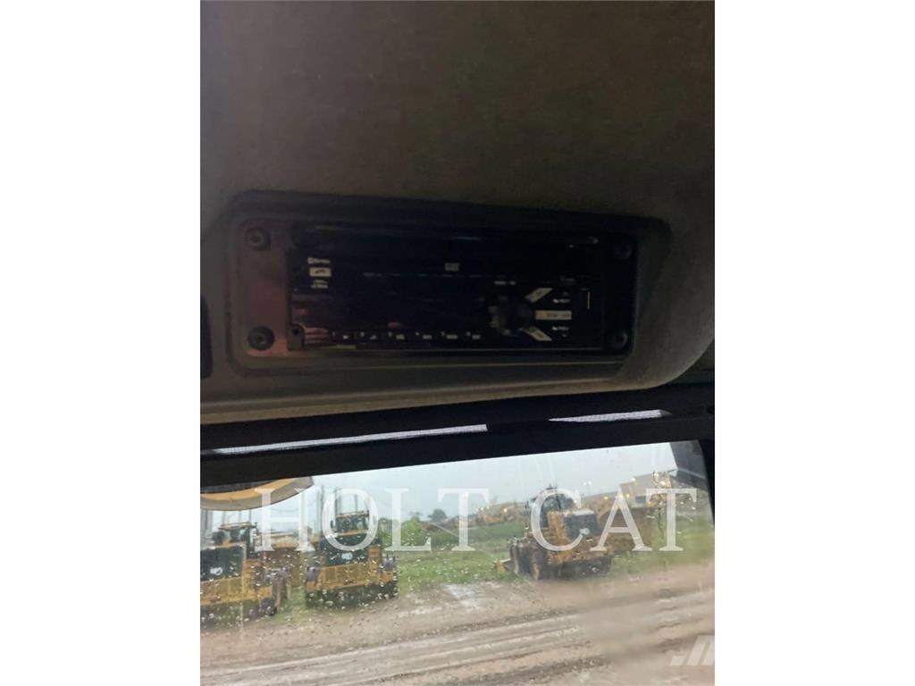 CAT 745 Tombereau articulé