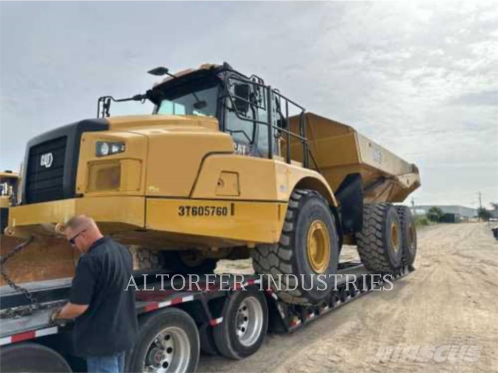 CAT 745 Tombereau articulé