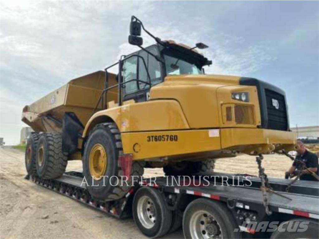 CAT 745 Tombereau articulé