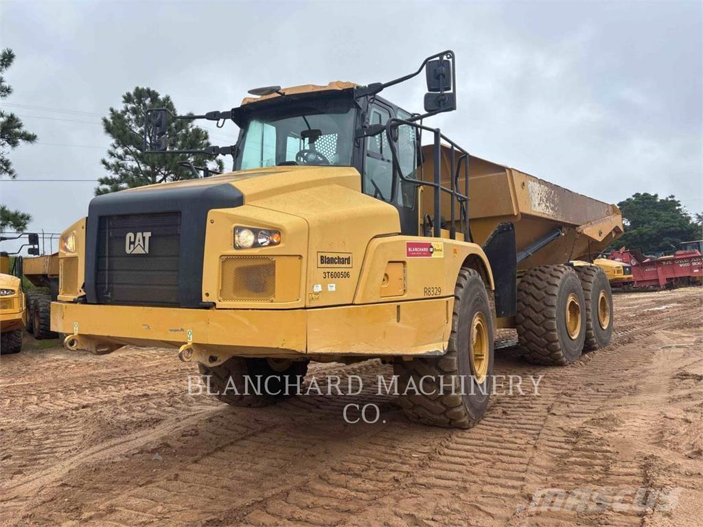CAT 745 Tombereau articulé