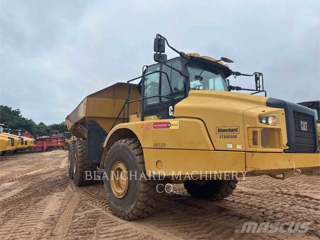 CAT 745 Tombereau articulé
