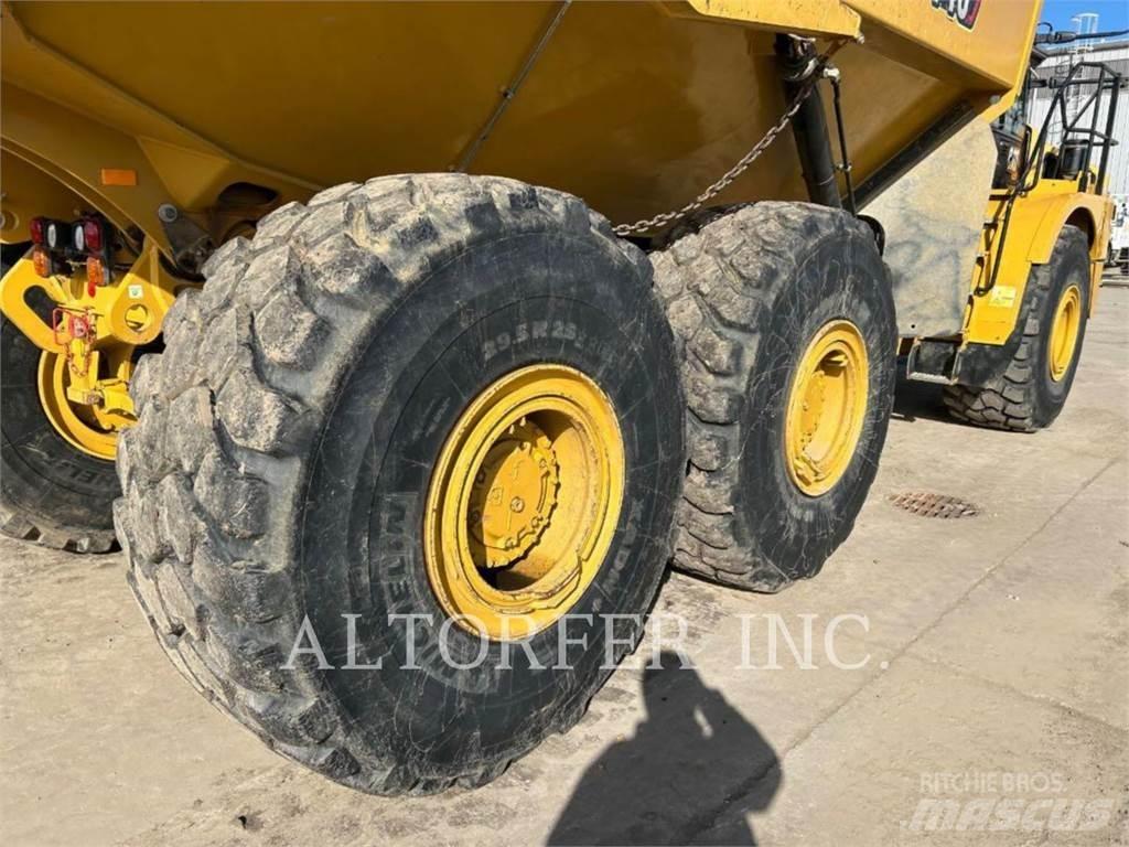 CAT 745-04 Tombereau articulé