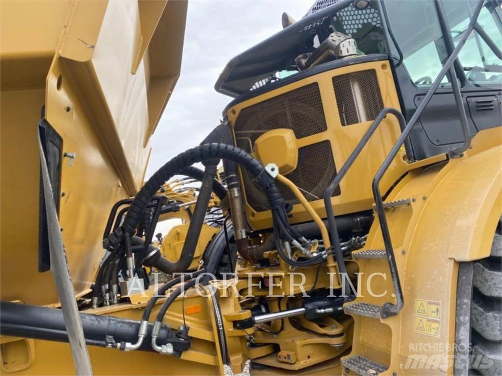 CAT 745-04 Tombereau articulé