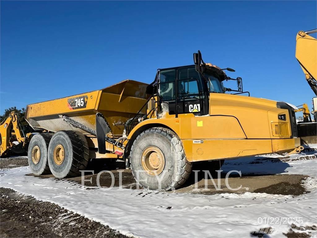 CAT 745-04 Tombereau articulé
