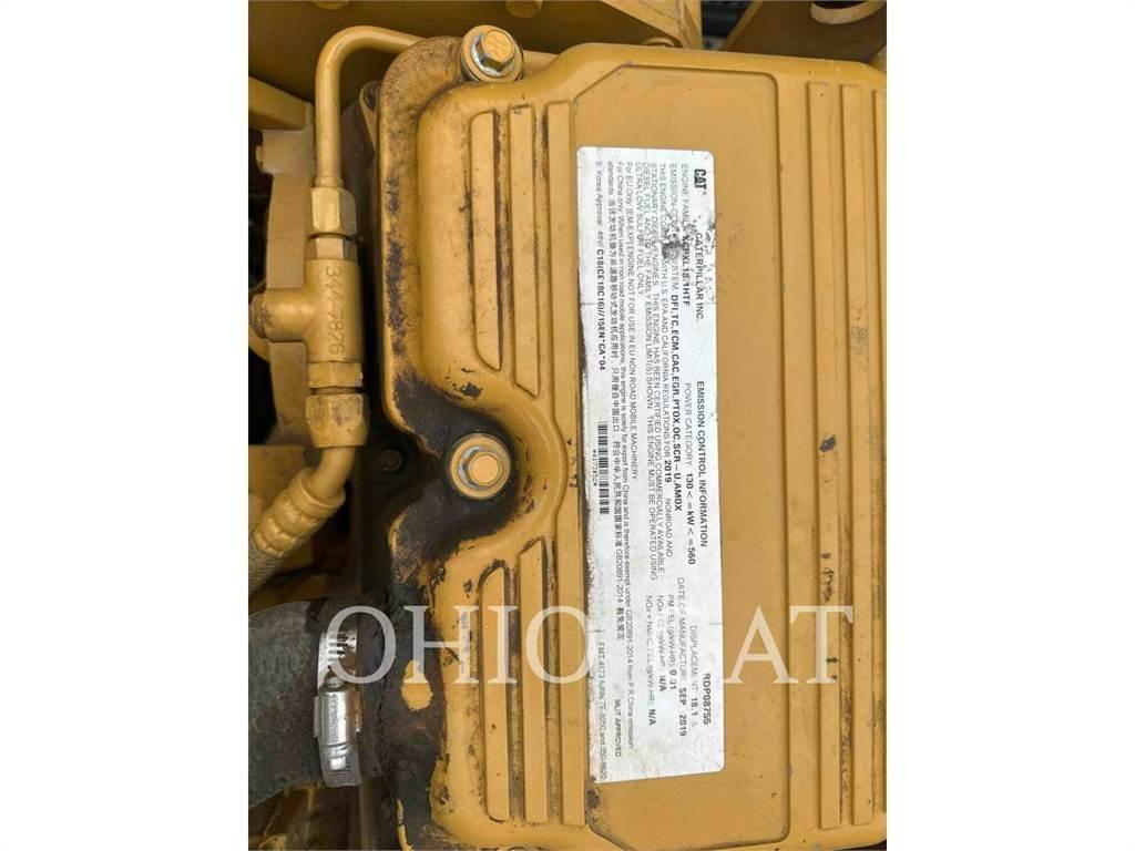 CAT 745-04 Tombereau articulé