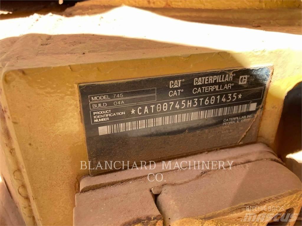 CAT 745-04 Tombereau articulé