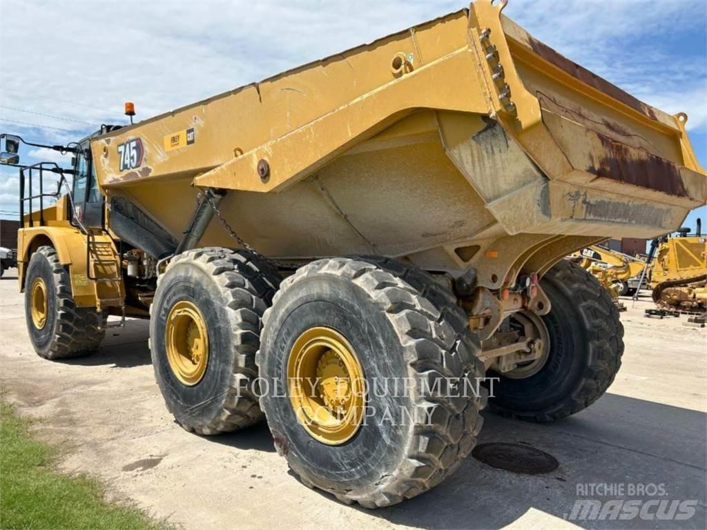 CAT 745-04 Tombereau articulé