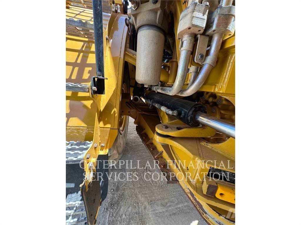 CAT 745-04 Tombereau articulé