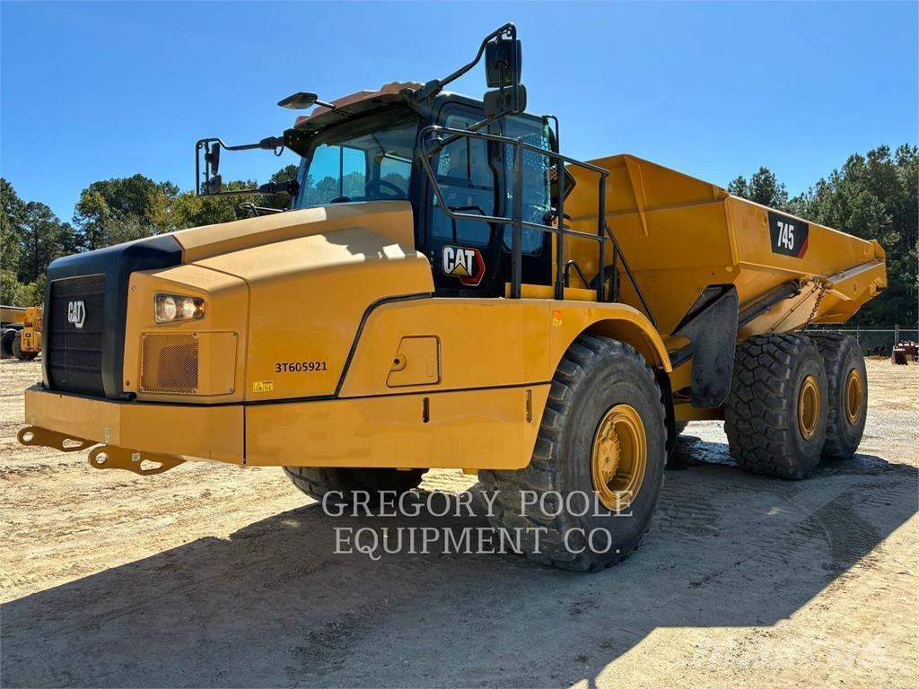 CAT 745-04 Tombereau articulé