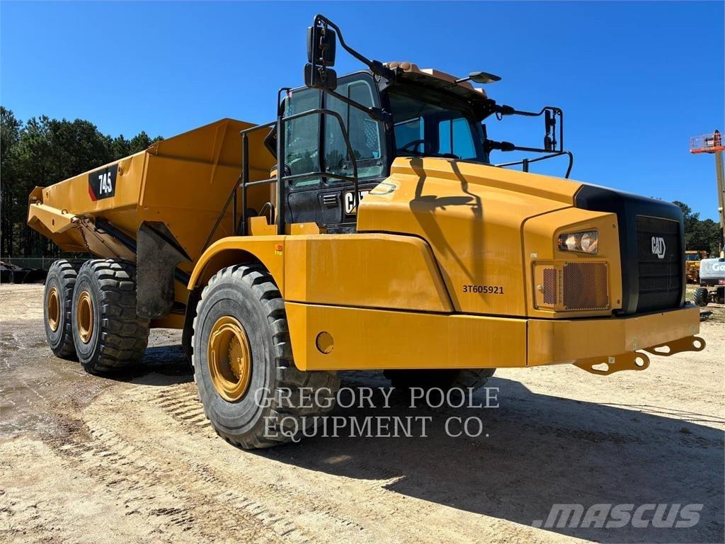 CAT 745-04 Tombereau articulé