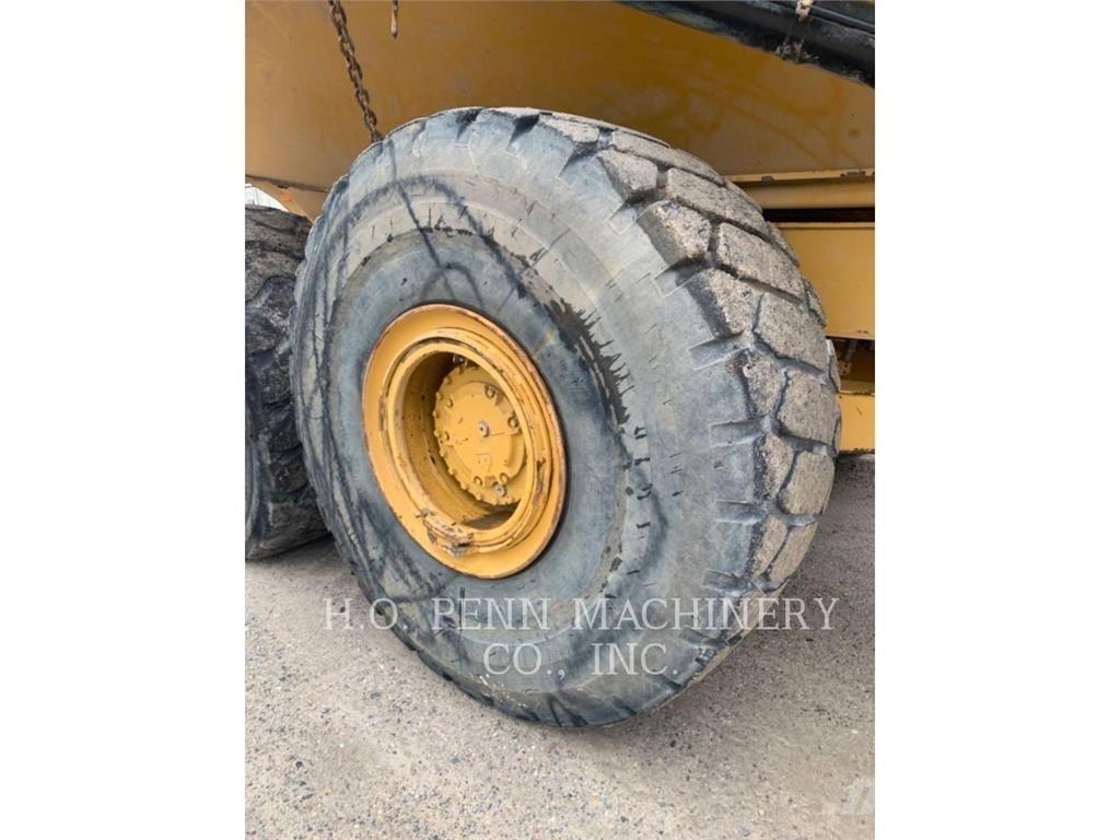 CAT 745 C Tombereau articulé