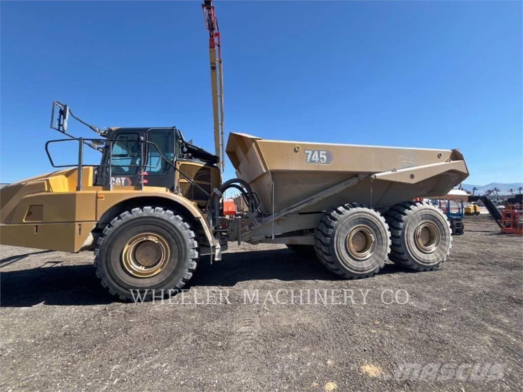 CAT 745 TG Tombereau articulé