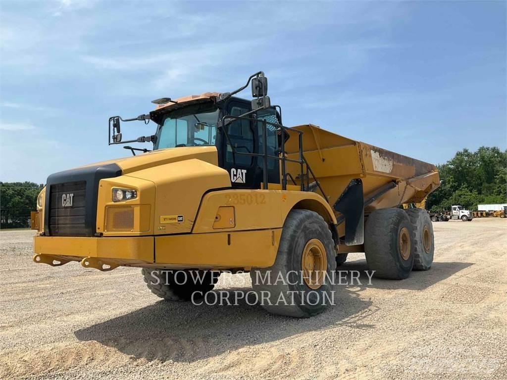 CAT 74504 Tombereau articulé