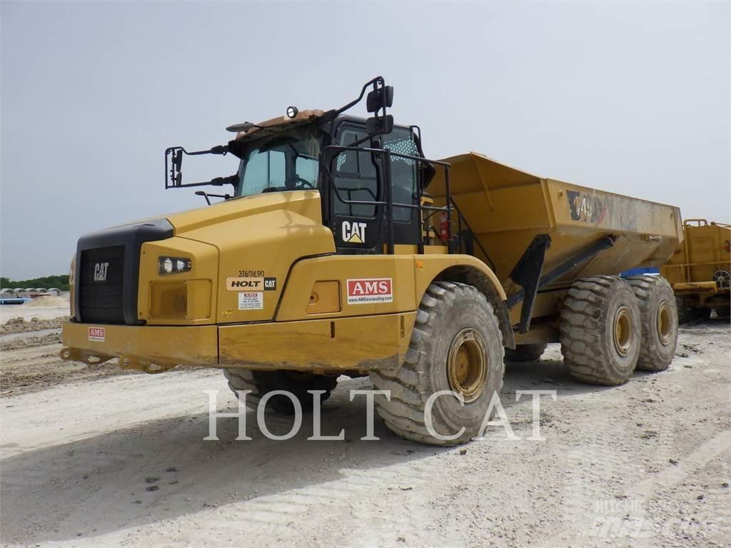 CAT 74504 Tombereau articulé