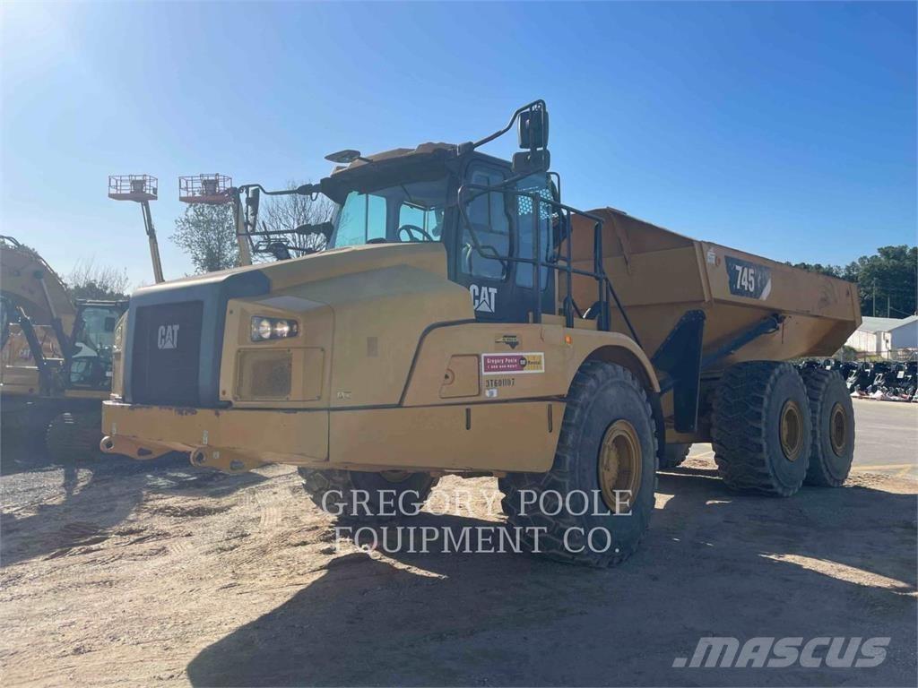 CAT 74504 Tombereau articulé
