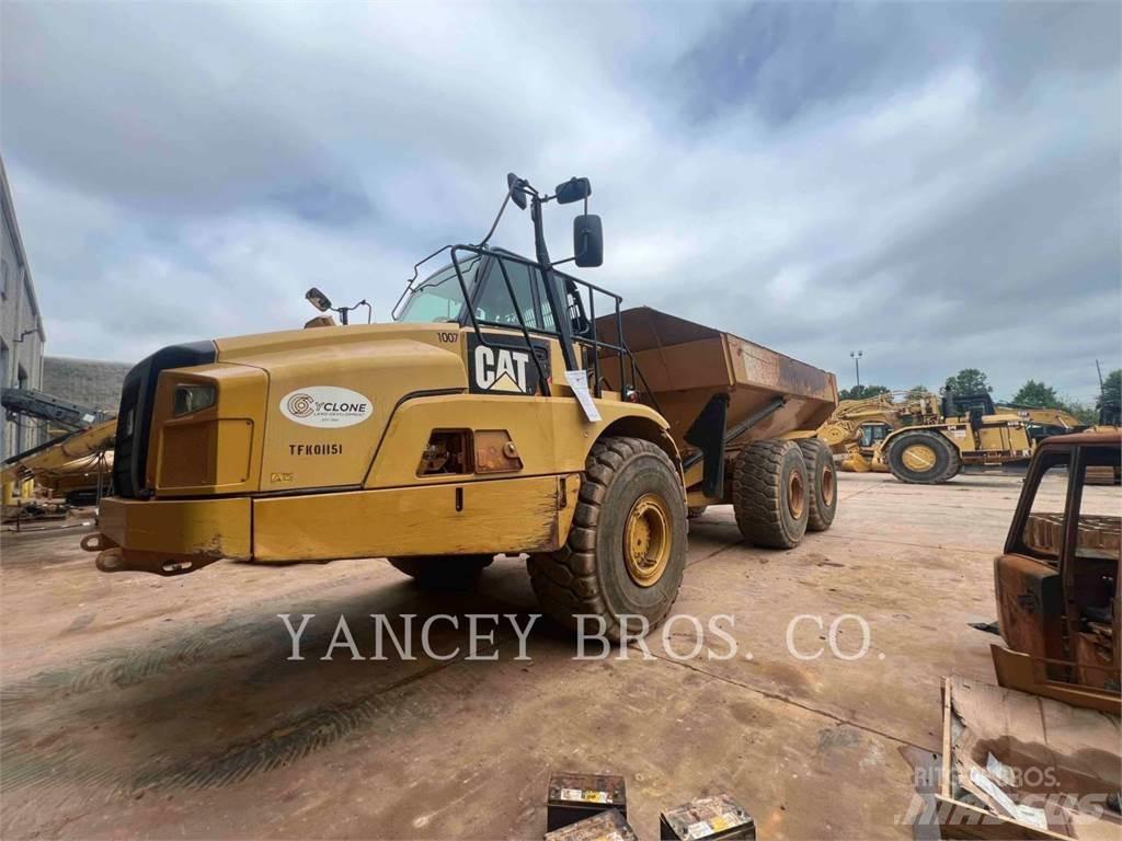 CAT 745C Tombereau articulé
