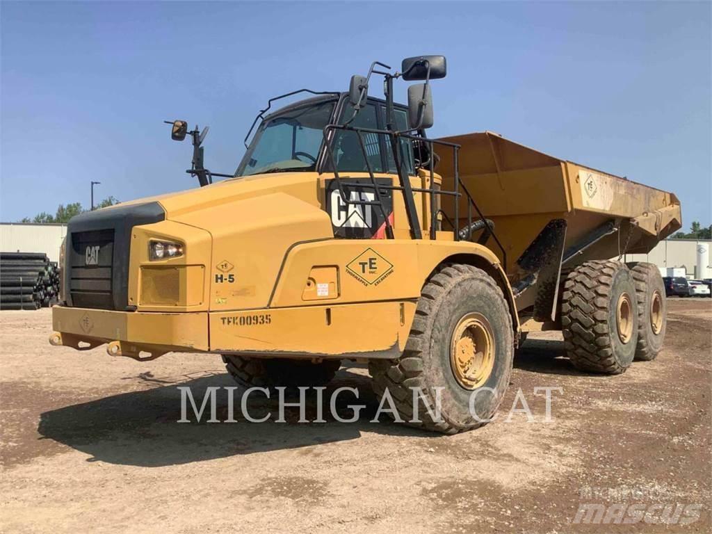 CAT 745C Tombereau articulé