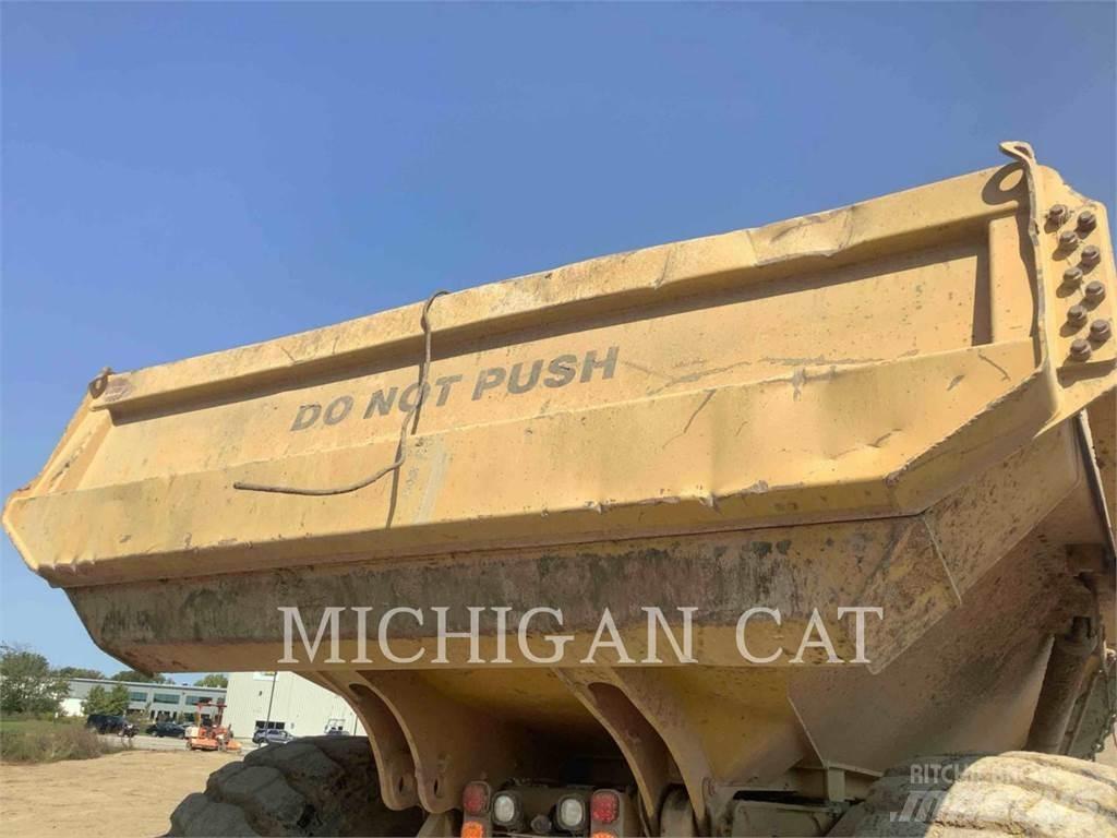 CAT 745C Tombereau articulé