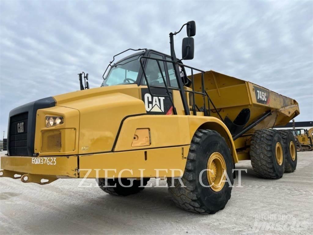 CAT 745C Tombereau articulé
