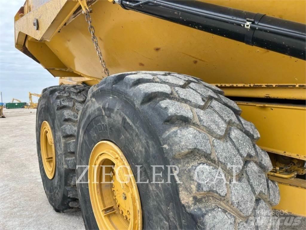 CAT 745C Tombereau articulé