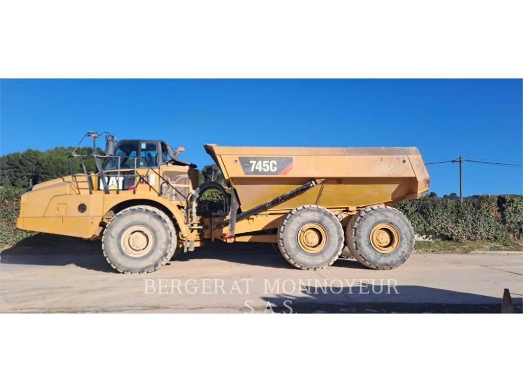 CAT 745C Tombereau articulé