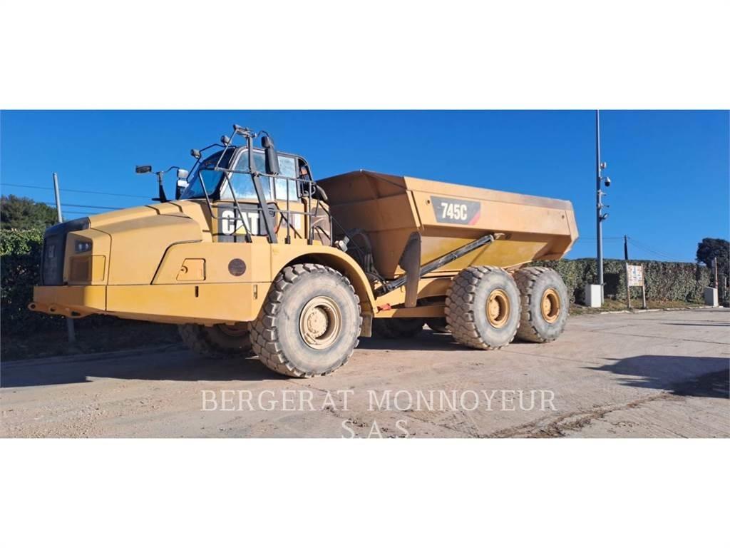 CAT 745C Tombereau articulé