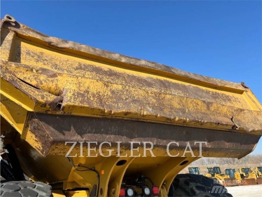 CAT 745C Tombereau articulé