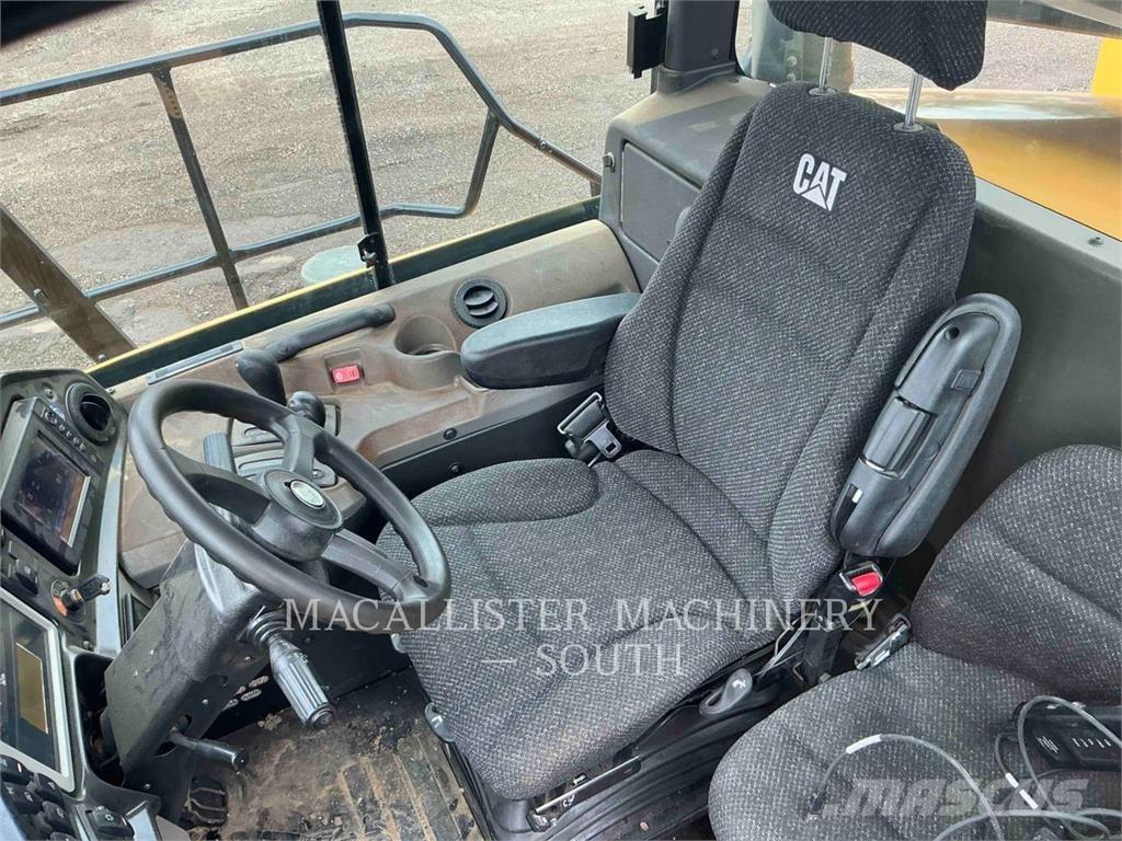 CAT 745C Tombereau articulé