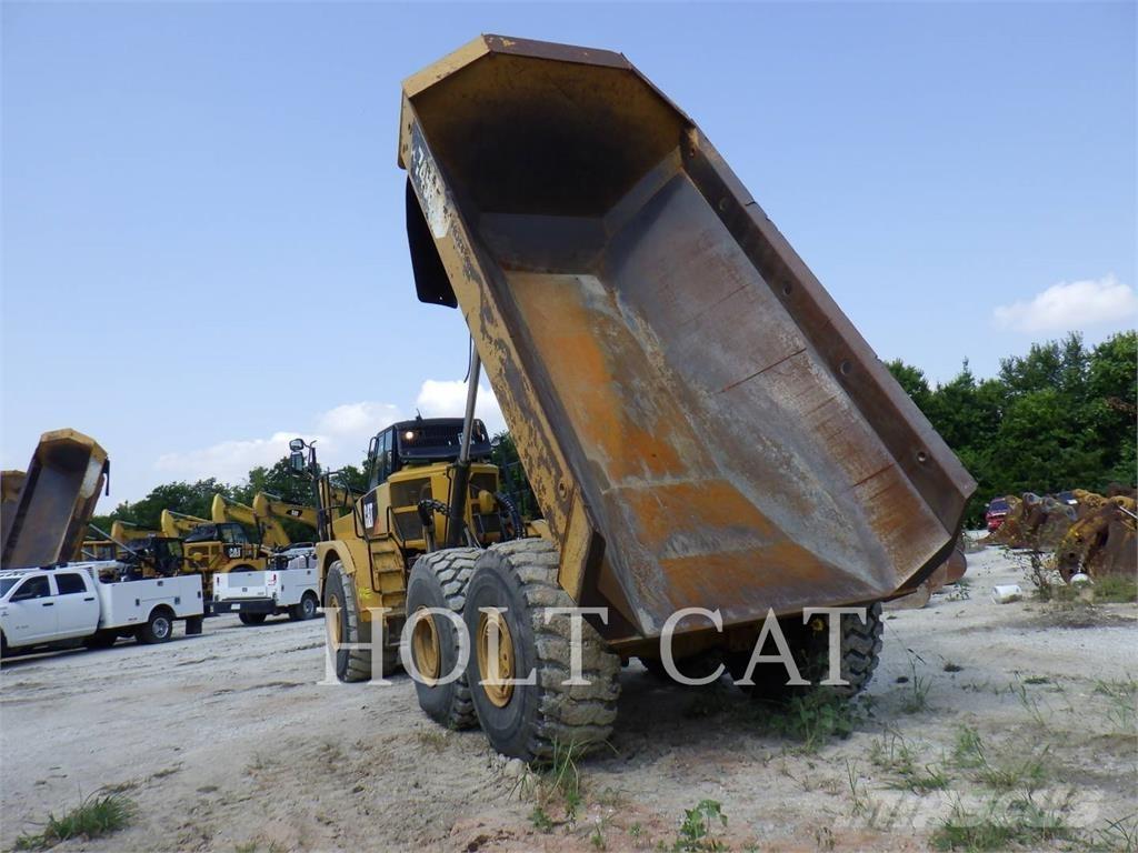 CAT 745C Tombereau articulé