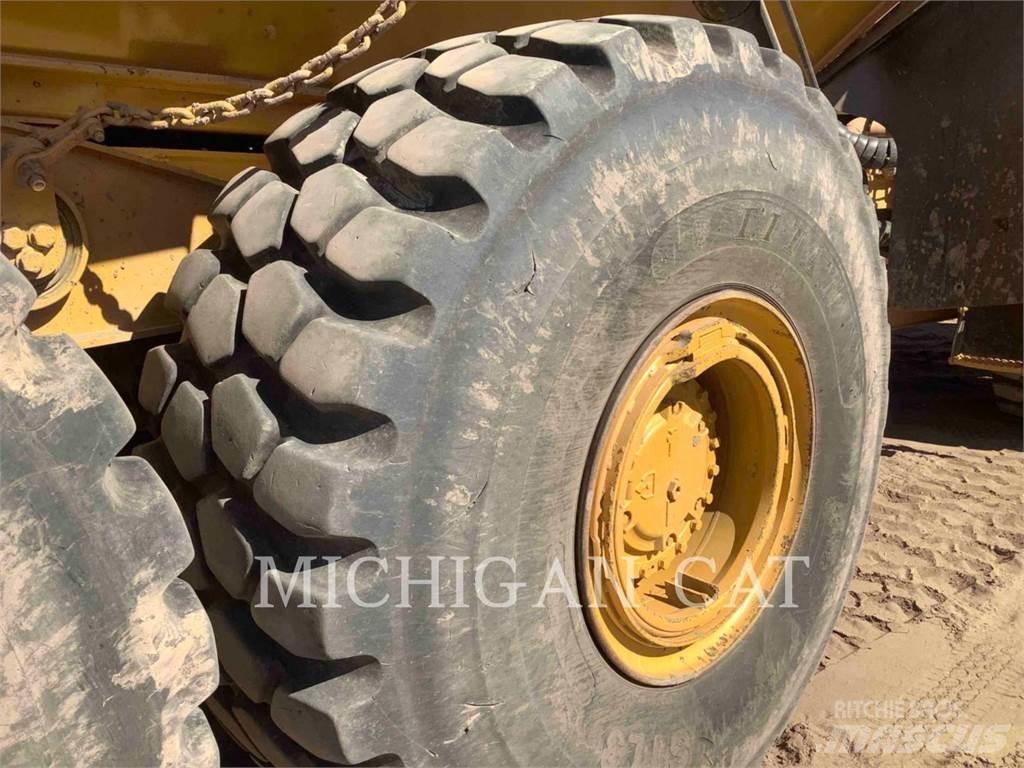 CAT 745C T Tombereau articulé