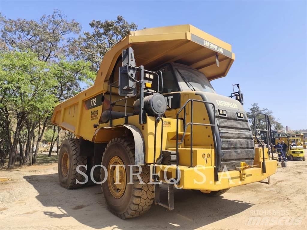 CAT 772 Tombereau articulé