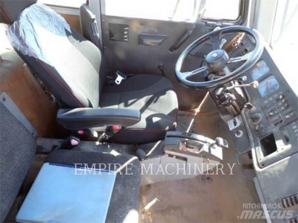 CAT 773D Tombereau articulé