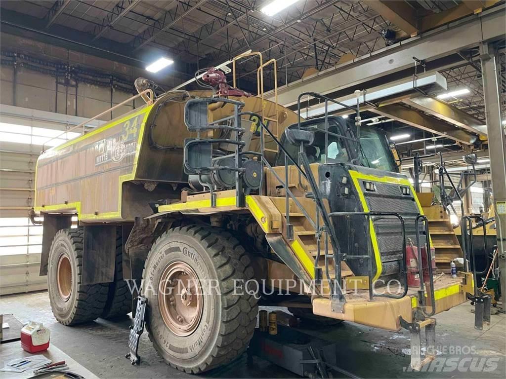 CAT 773F WT Camion citerne à eau