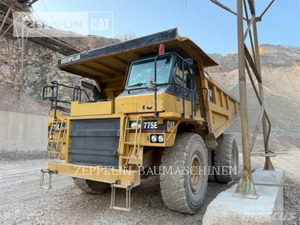CAT 775E Tombereau articulé