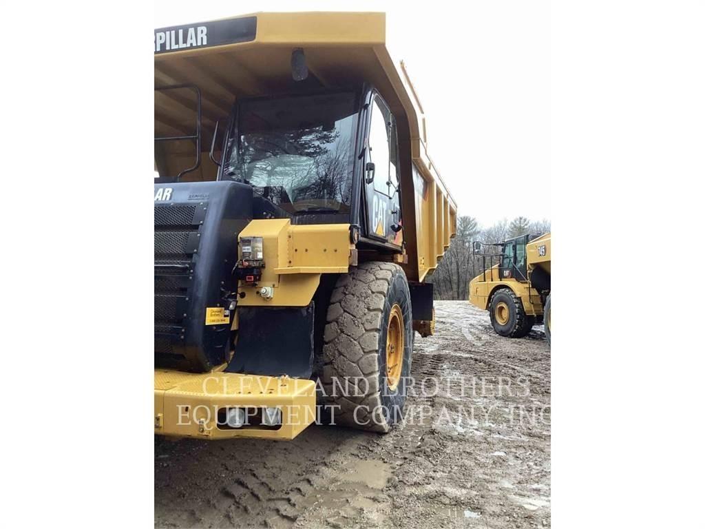 CAT 775F Tombereau articulé