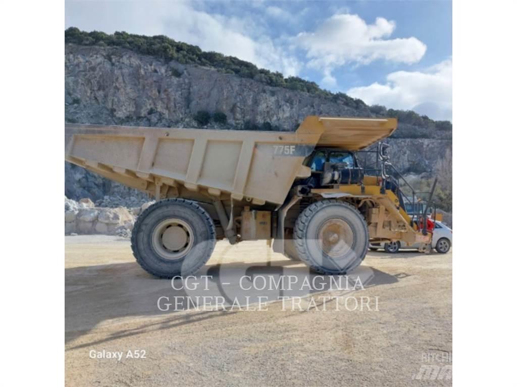 CAT 775F Tombereau articulé