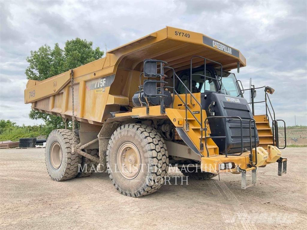 CAT 775F Tombereau articulé