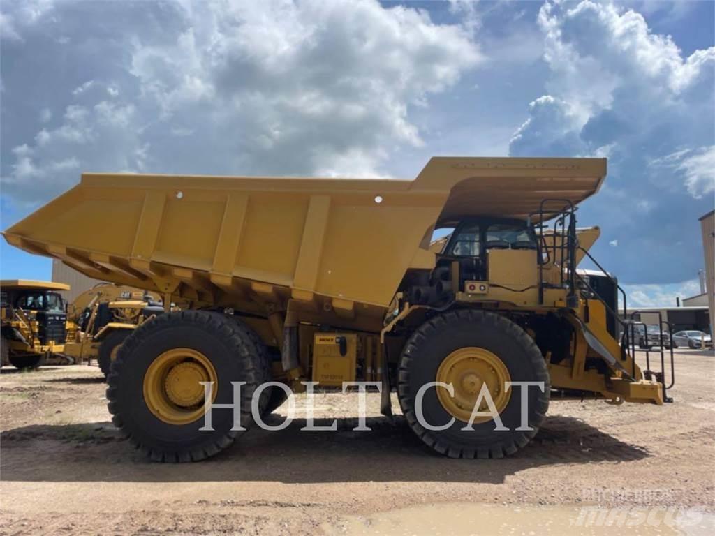 CAT 775G Tombereau articulé