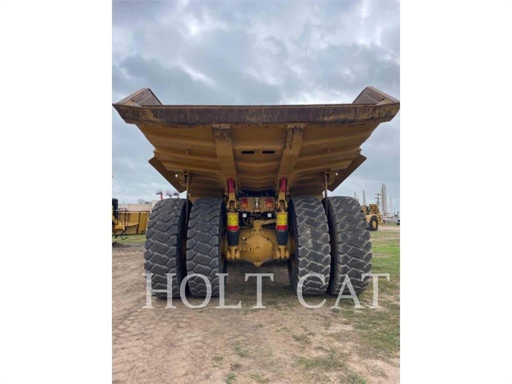 CAT 775G Tombereau articulé