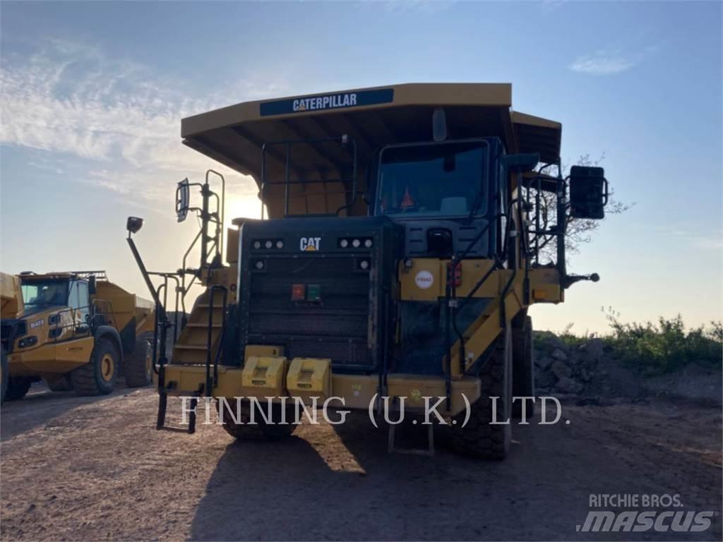 CAT 775G Tombereau articulé