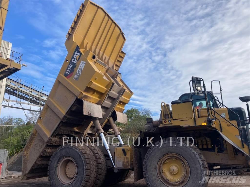 CAT 775G Tombereau articulé