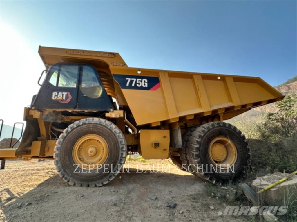 CAT 775G Tombereau articulé